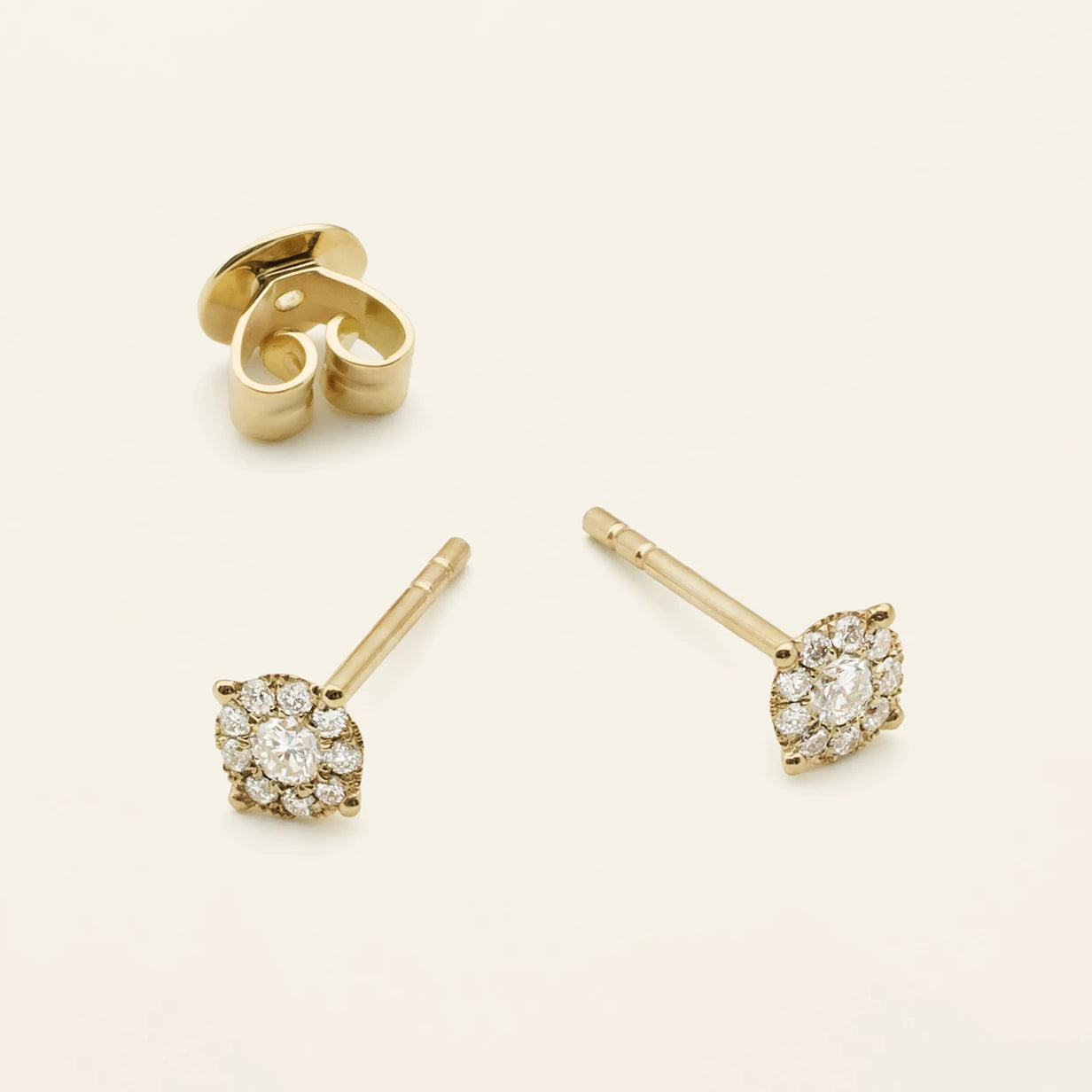 diamant ørestik 18k guld marlene juhl jørgensen