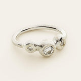 MINI HOOP - sølv med tre diamanter