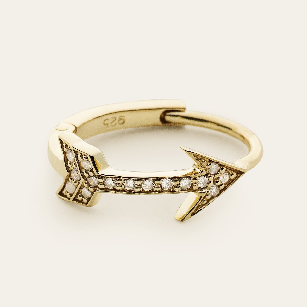 arrow hoop med diamanter forgyldt sølv marlene juhl jørgensen