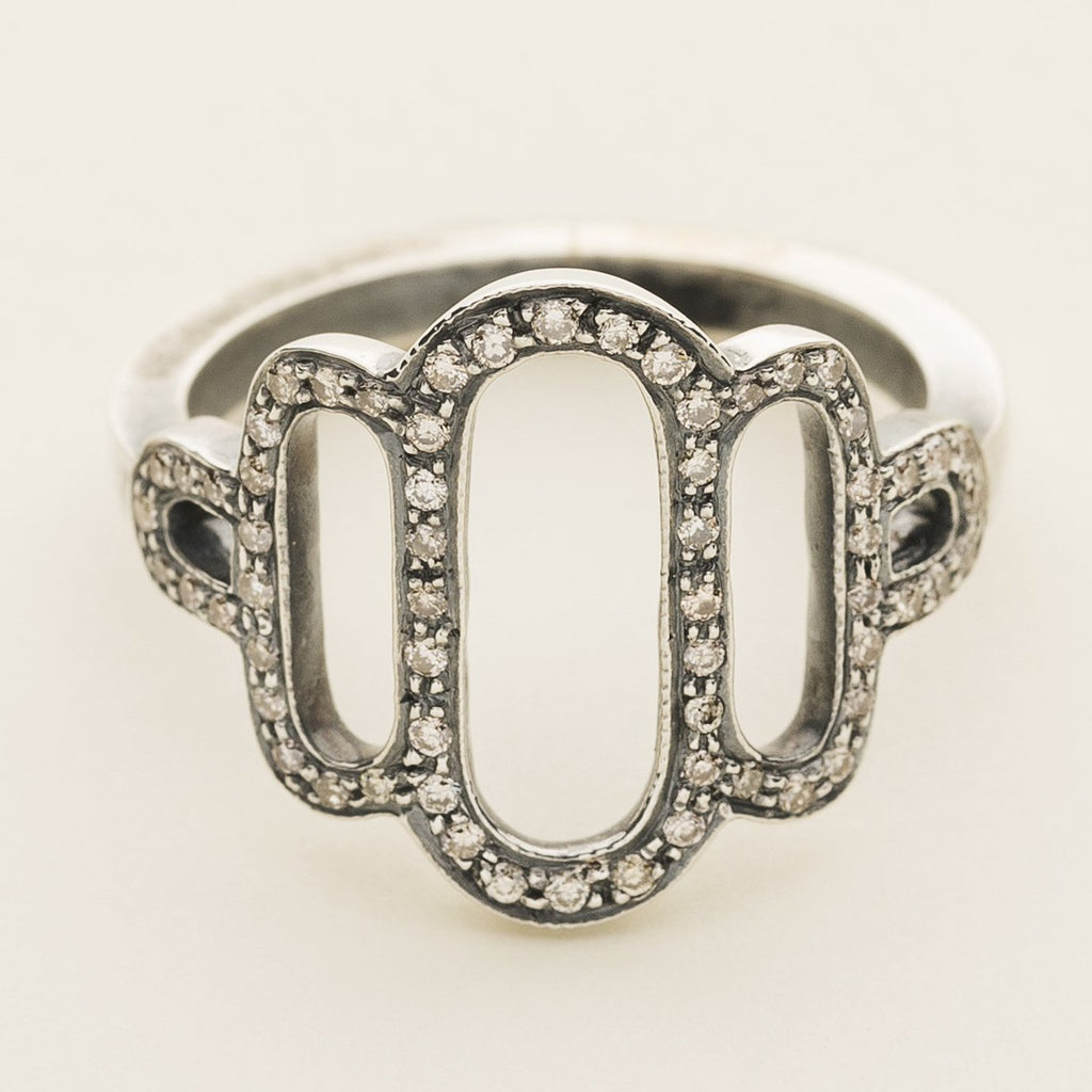 LINGERIE RING - silver with diamonds